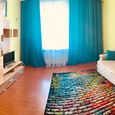 Apartaments On Pavlovskaya 8 Kharkov Ngoại thất bức ảnh